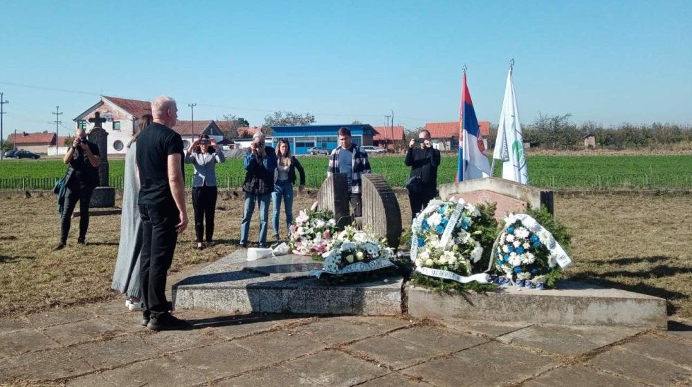 komemoracija u zasavici, spomen obelzje, izbeglicki transport kladovo-sabac